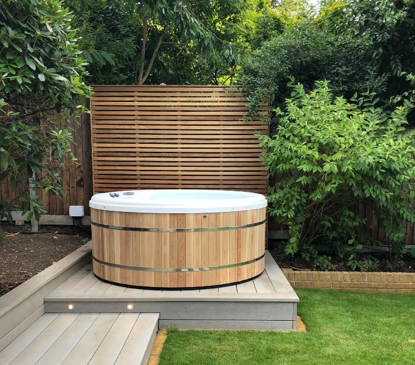 
hot tub landscaping ideas