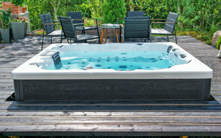 6 Person Hot Tubs: A 2024 Buying Guide - WhatSpa?