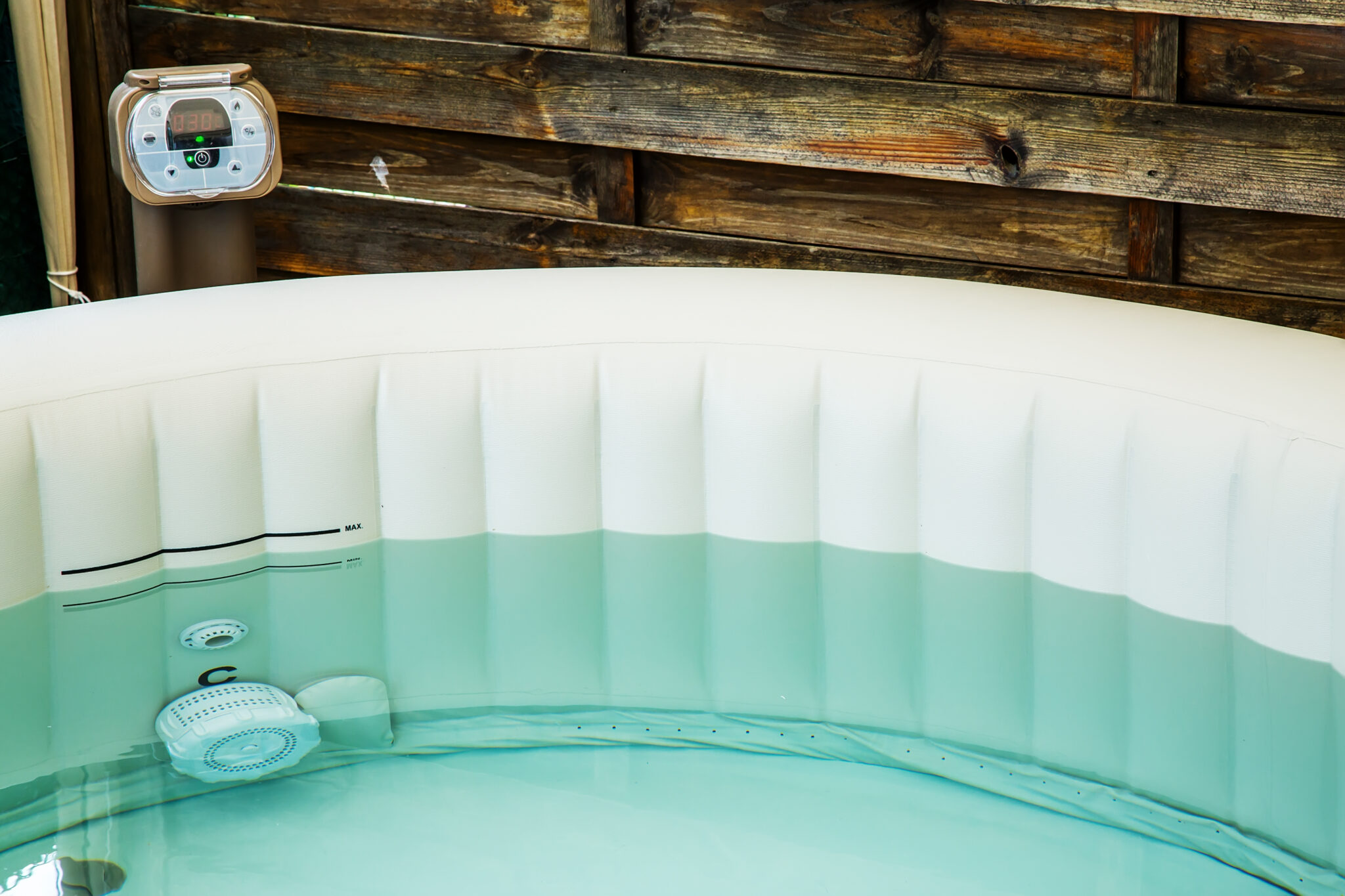 The Best Inflatable Hot Tubs 2024 WhatSpa?