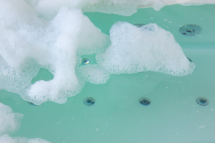 foam in hot tub